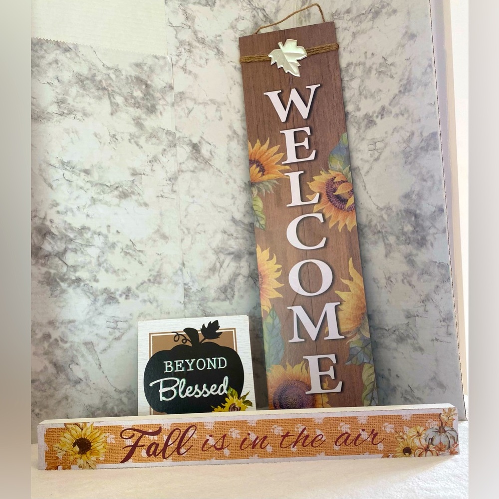 NWT Sunflower 3 Piece Fall Decorations Welcome Sign and Shelf Sitters